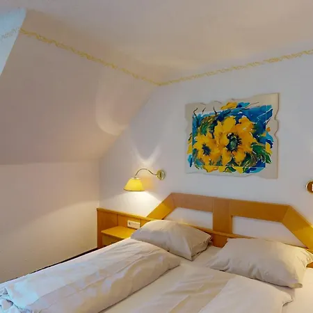 Braeuhaus 3*